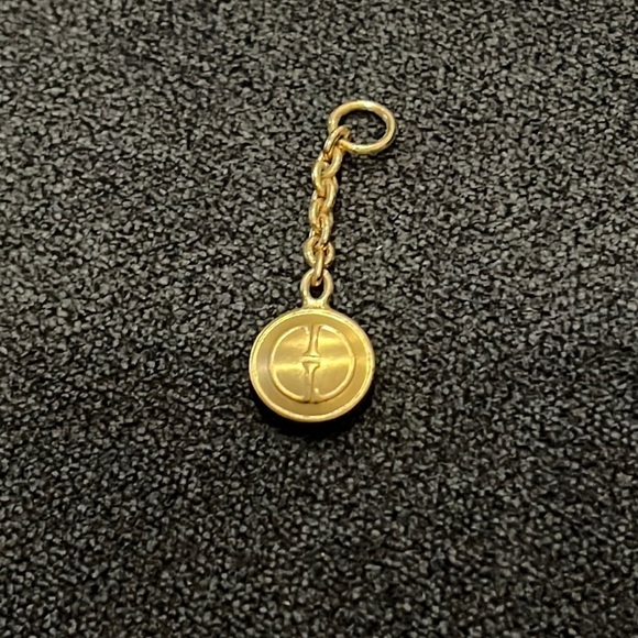 Authentic Vintage Gucci Goldtone Zipper Pull - Picture 1 of 4